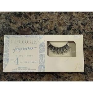 Georgie Faux Lashes No. 4 La Vie Charme - Wispy & Soft